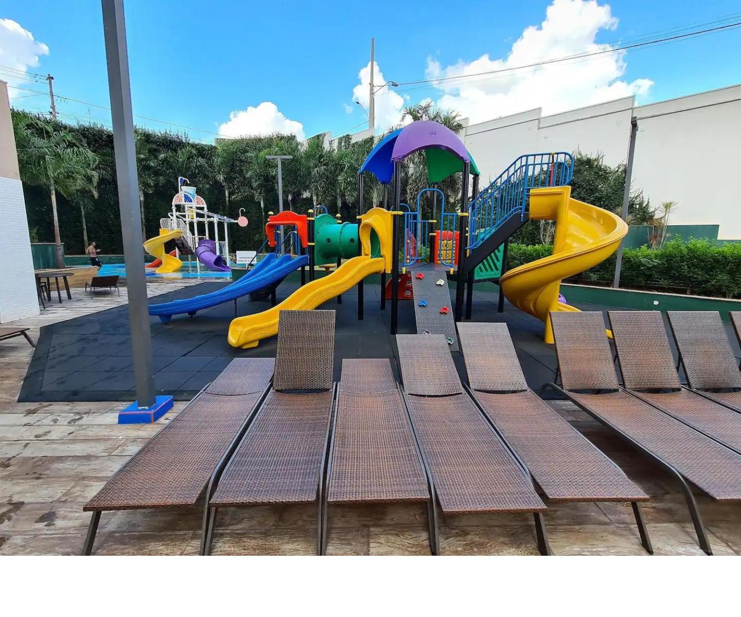 Olimpia Park Resort O Mais Divertido Resort Em Frente Ao Thermas Dos Laranjais - Pague Em Ate 12 Vezes Dış mekan fotoğraf